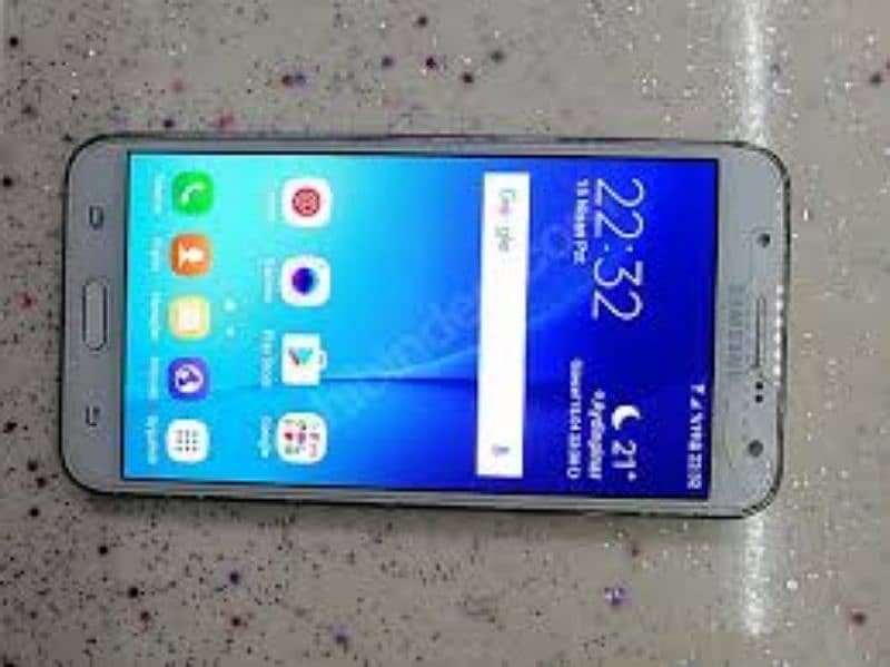 Samsung j7 Good condition 0