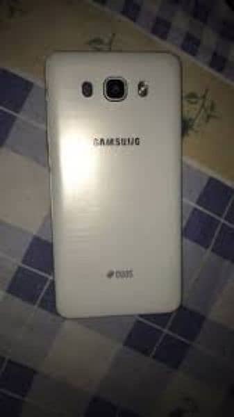 Samsung j7 Good condition 3