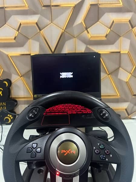 pxn v3 pro car steering wheel 10/10 condition. 1