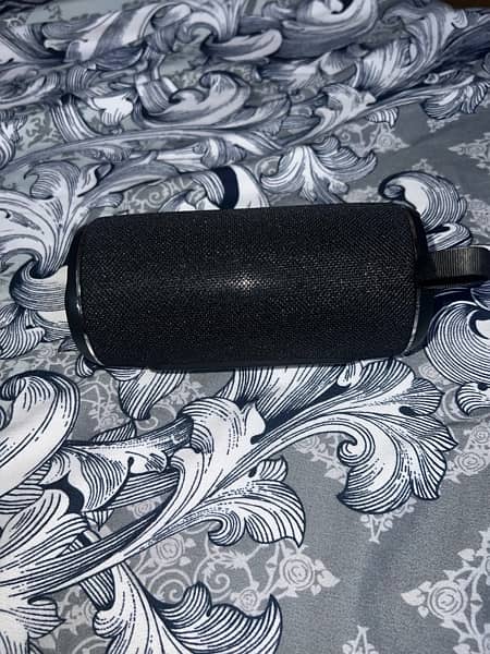 bluetooth speaker from UK 0