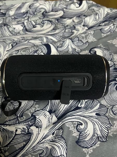 bluetooth speaker from UK 4