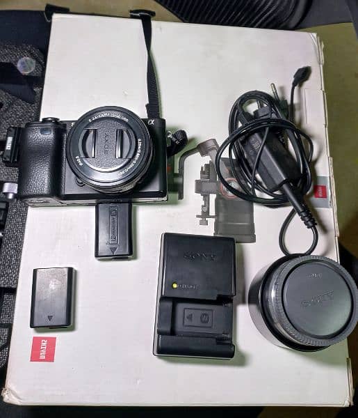 Sony a6400 Camera  Complete set with Gimbal zhiyun weebills 2