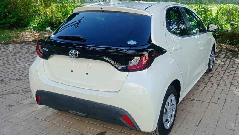 Toyota Yaris 2021 3