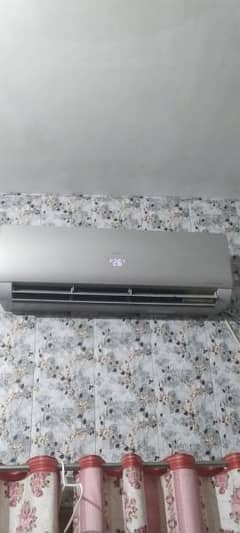 Hier DC inverter 1.5 Ton Ac in Good condition