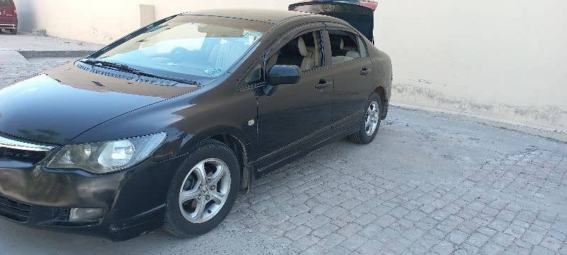 Honda Civic Oriel 2011 4