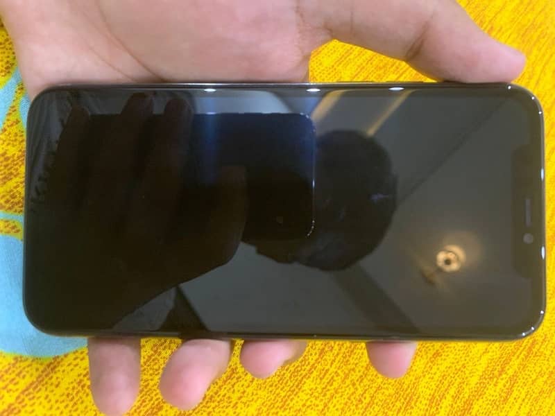 iphone 11 pro 64 Gb PTA approved with box panel change no fault all ok 6