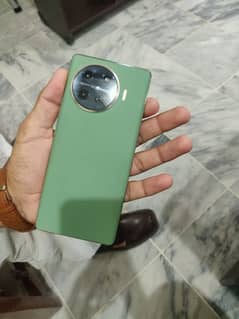 tecno spark 20 pro plus