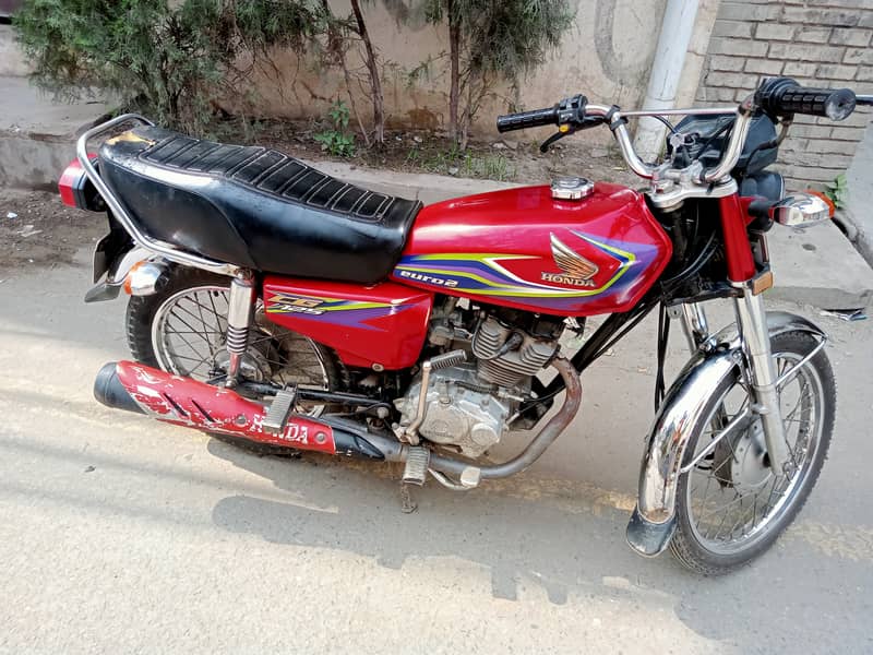 honda 125 original 2016 ka end sitker 2017 90 Sy kam Waly rabta na kar 3