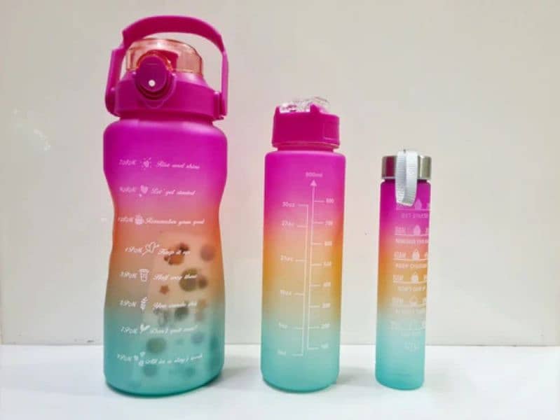 Three-piece Motivational Sports Water Bottles Set (2000ml, 850ml 1