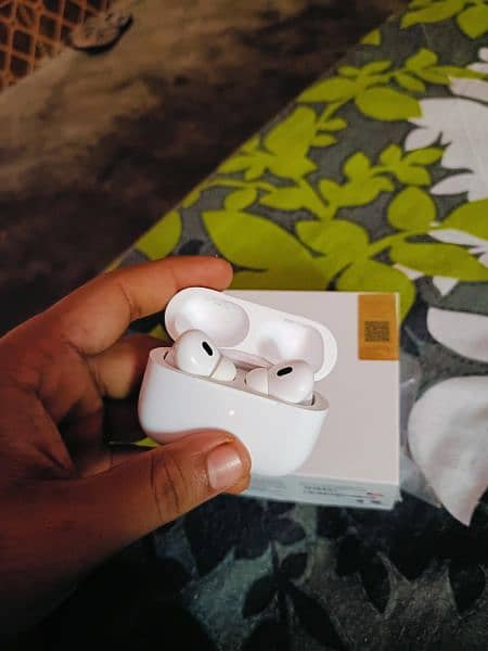 airpods pro 2nd generation (ANC) 4