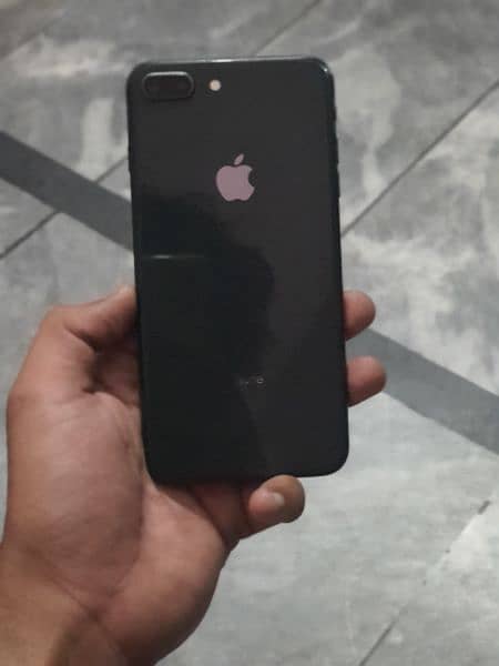 iphone 8 plus 64gb pta aproved 1