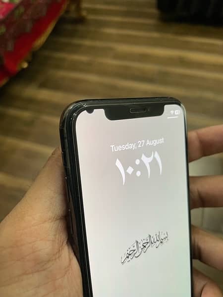 IPHONE X 64 GB NON 5