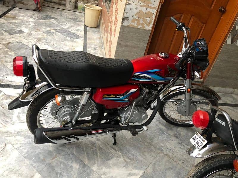 Honda CG 125 2024 1