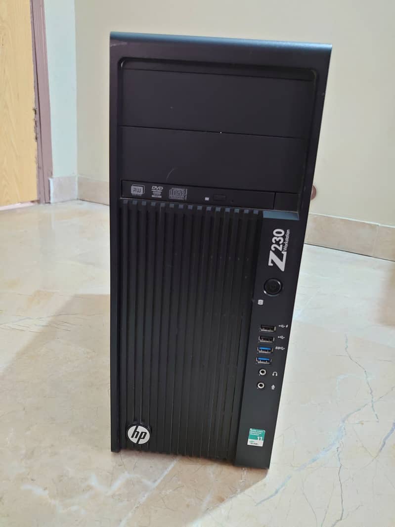 HP Z230 Tower i7 4th Generation Workstation PC 0