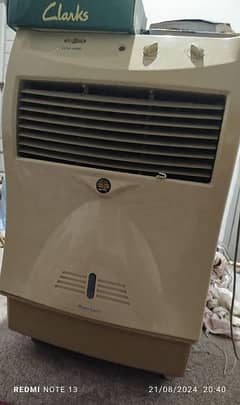 High-Performance Cooling Blower for Sale - Like New, Urgent Sale