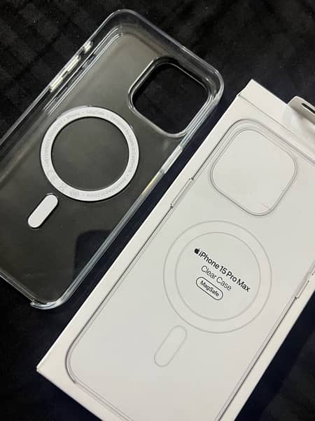 iphone 15 pro max case and apple watch sport band 45mm 5