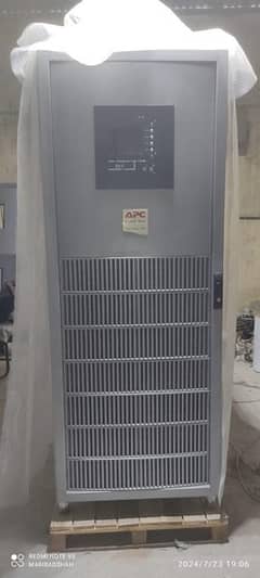 apc ups 3kv with 4 battires