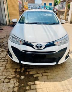 Toyota Yaris 2020 auto 1.3