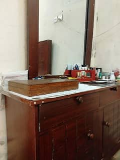 dressing table 0