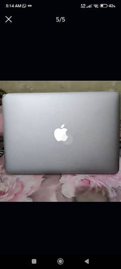 MacBook