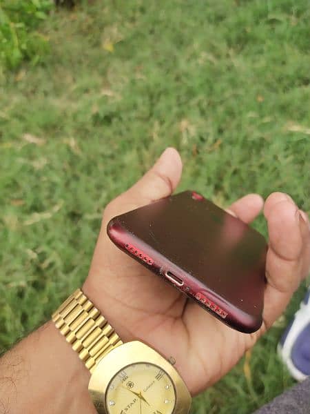 iphone XR 10/10 Condition. 94% Health 5