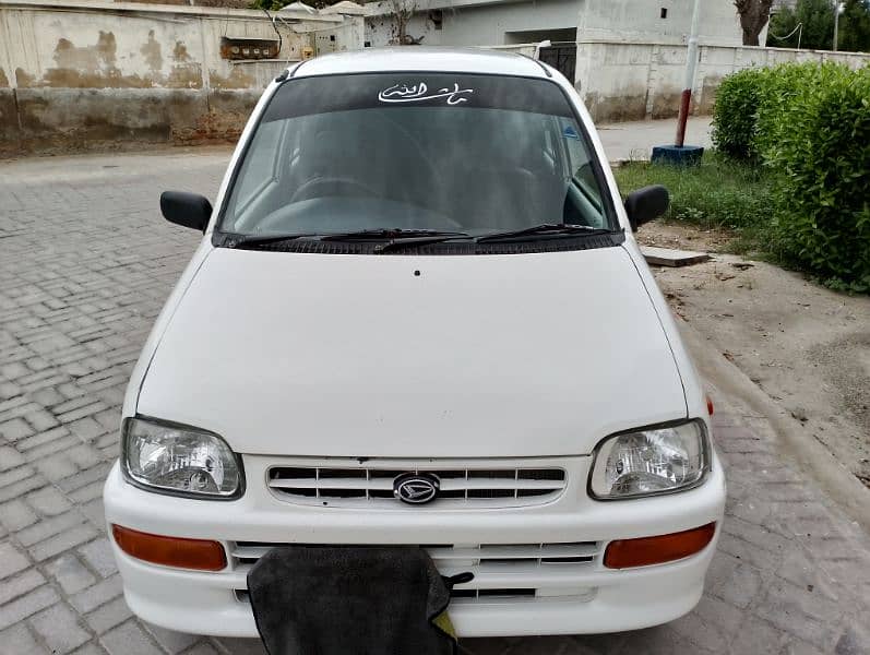 Daihatsu Cuore 2000 13