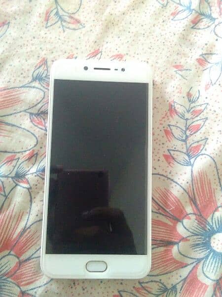 vivo y67 6gb 128gb  set with charger 2