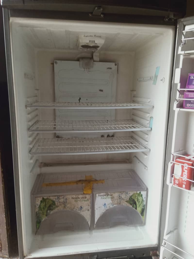 Dawlance freezer for Sale 4