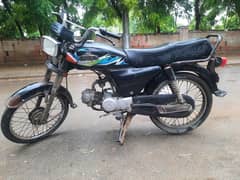 Unique 70cc 2017 perfect condition Karachi number