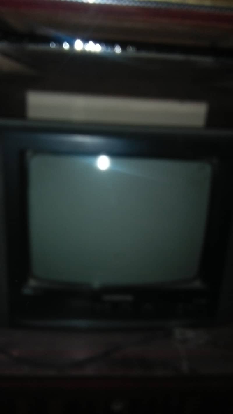 L. G Tv for sale 10/10 condition 1