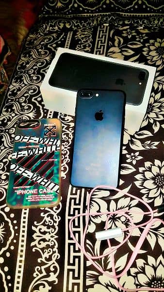 iphone 7plus PTA aprove sath box or Fast data cable hy condition 10/9 0