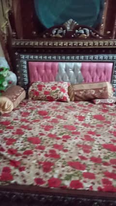 King Size Double Bed or Full Size Double Bed & 3 tables for Sale