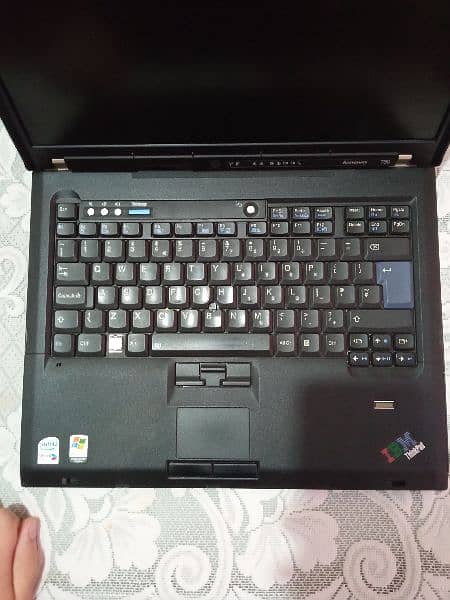 Lenovo T60 laptop for sale! 2