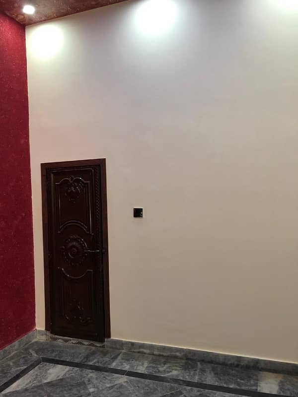 2.5 Marla Double Storey Brand New House Ideal Location Nishtar Colony 4