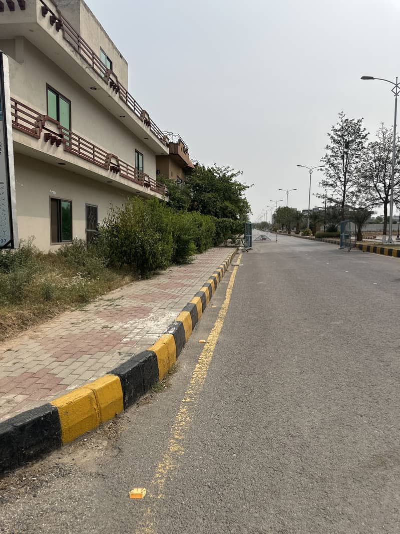 5 MARLA PLOT FOR SALE IN C BLOCK FAISAL TOWN 5