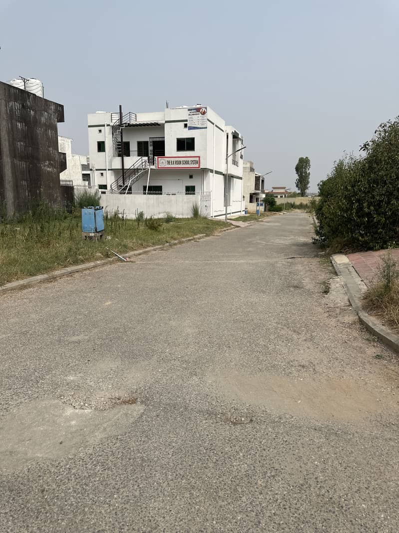 5 MARLA PLOT FOR SALE IN C BLOCK FAISAL TOWN 7