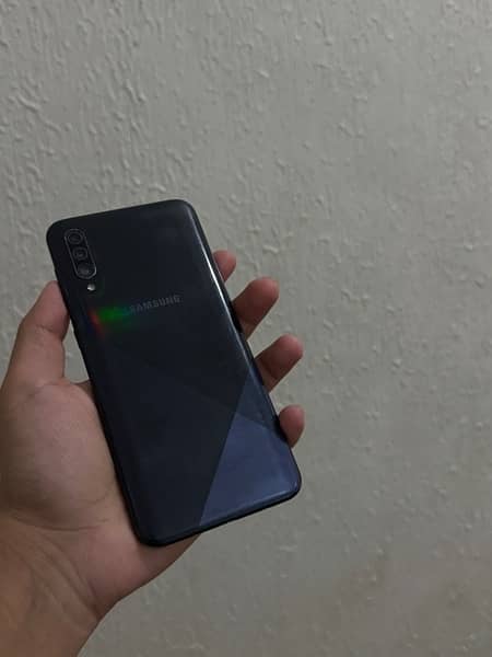 Samsung galaxy A30s 1