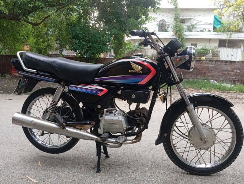 Honda 100 for urgent sale 3