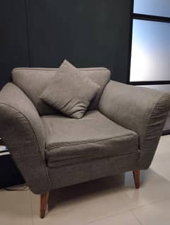 Single Sofa Set