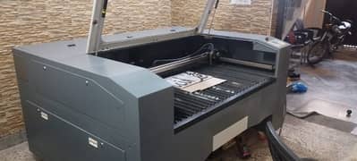 Urgent sale Laser cutting Machine