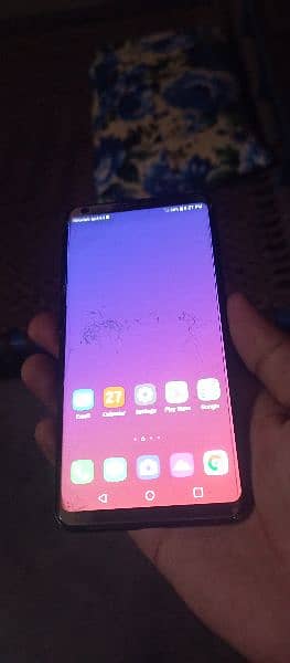 LG v35 thinq 11