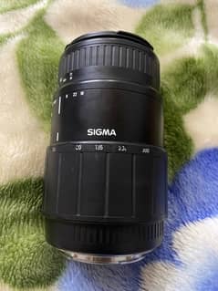 Sigma 70-300mm F4-5.6 DL Macro Lens For Minolta Dynax/ Sony A Mount