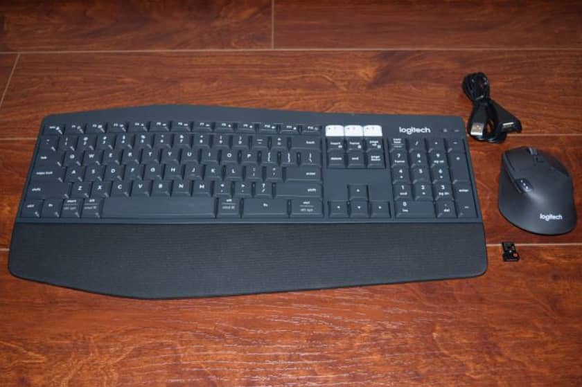 Logitech Multi-Device MK850 Performance Keyboard and Mouse Combo 0