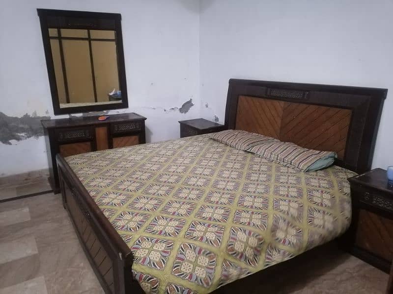 King size solid wooden bed 1