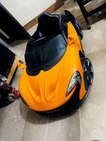 McLaren  720S Model Car- plastic body car 0