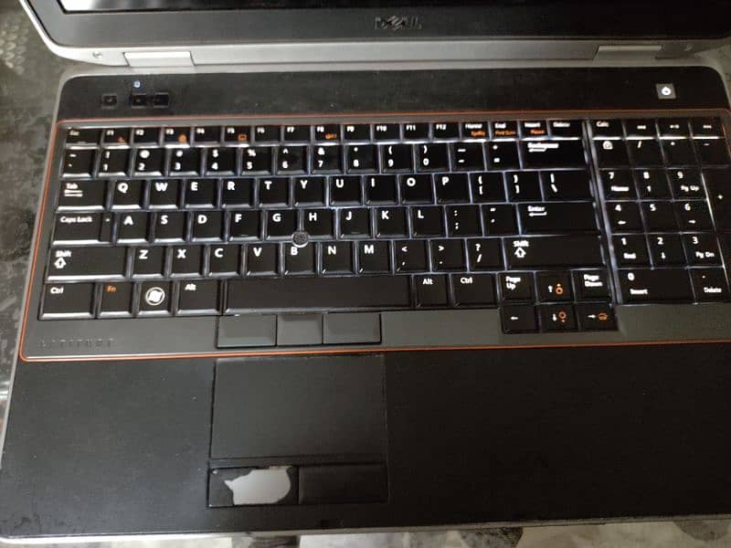 Dell laptop i7, 8gb ram, SSD, 1gb graphics card 4