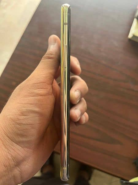 OnePlus 8  condition 10 by 10  8/128 Gb 2