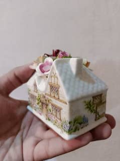 Rare 1988 Royal Albert Old Country Roses Basketweave Cottage Miniature