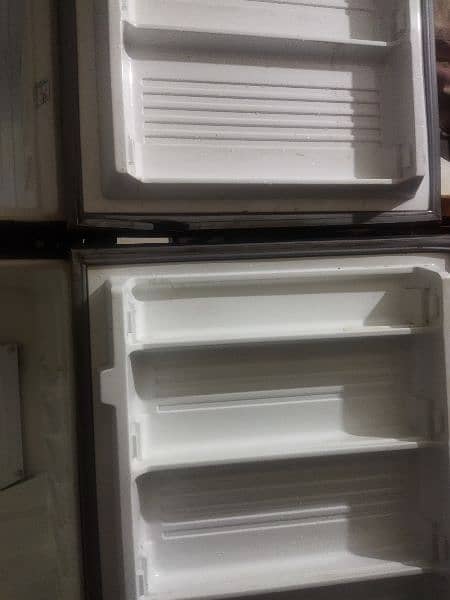 Dawlance health zone fridge 3