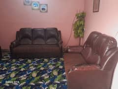 7 Seater Sofa Set Good Condition